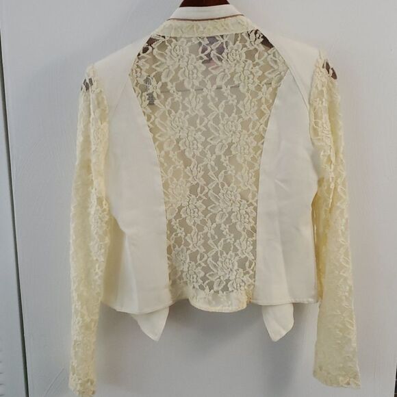New Romeo & Juliet Couture Lace Jacket Size Medium - Picture 2 of 4